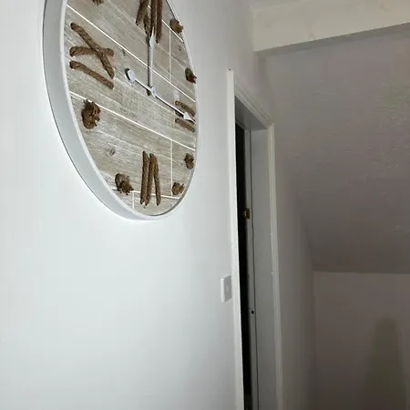 Homestay Le Crescent Lodge, , Middlesbrough
