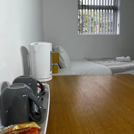 Homestay Le Crescent Lodge, , Middlesbrough
